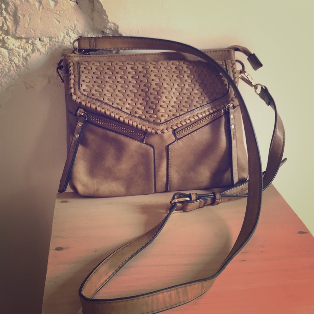 Francesca’s Beige Crossbody Bag
